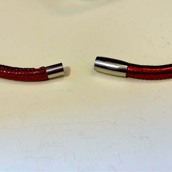 Brighton Double Sparkle Woodstock bracelet Red leather Holds beads & charms - Picture 5 of 10